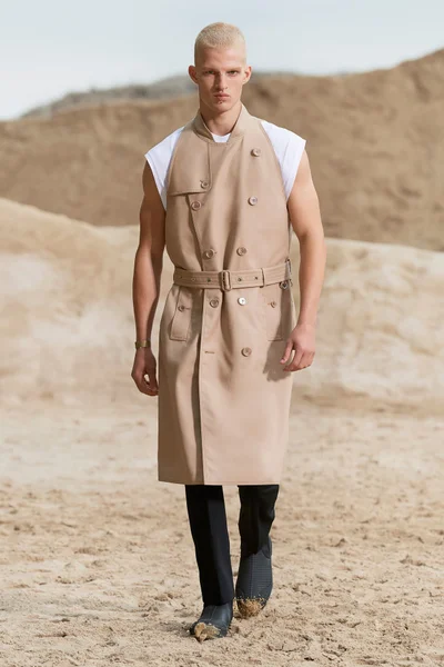 Look 1